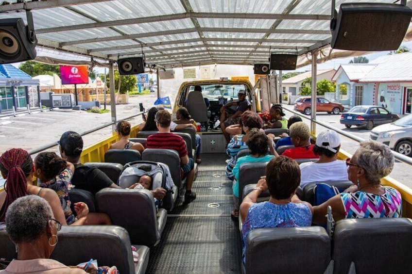 Splashy Iguana Tour in Curacao