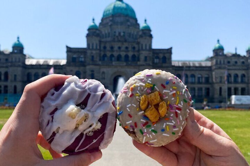 Victoria Scenic Downtown Donut Tour with Guide