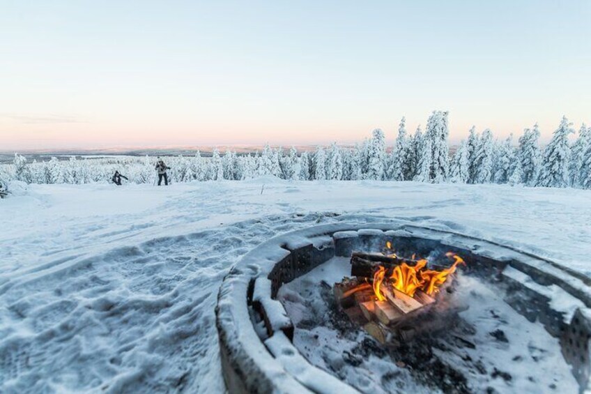 Half Day Snowshoe Hiking Adventure in Levi Lapland