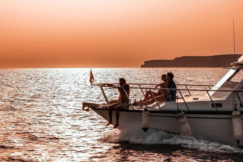 Blue Lagoon: Comino Cruise and Gozo Jeep Safari With free Wine