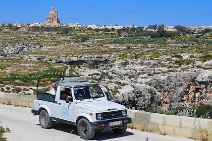 Blue Lagoon: Comino Cruise and Gozo Jeep Safari With free Wine