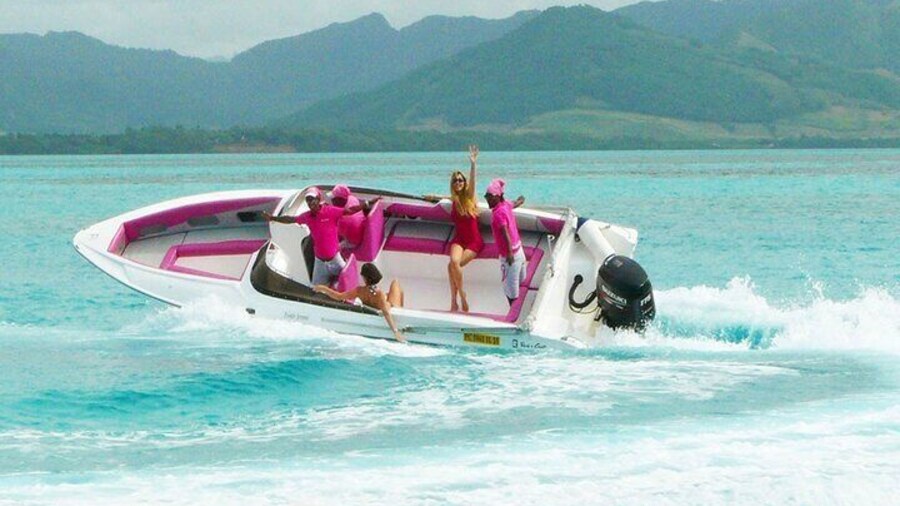 Exciting Trip to ile aux cerf on our luxurious speedboat driven by our experienced skippers