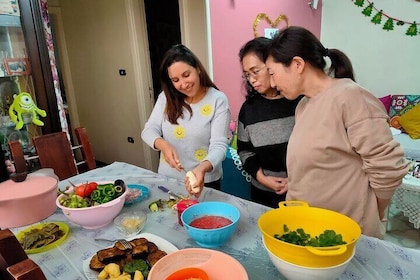 3 Hours Cook and Eat With Your Egyptian Family in Fort Lee