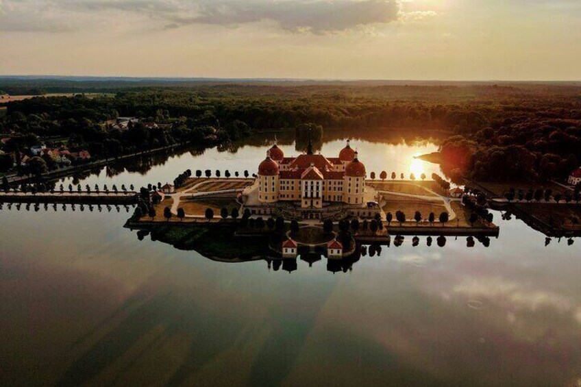 Private Tour from Berlin: Moritzburg + Dresden with Local Driver