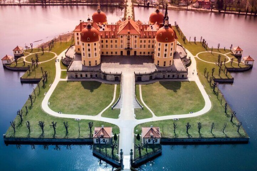 Private Tour from Berlin: Moritzburg + Dresden with Local Driver