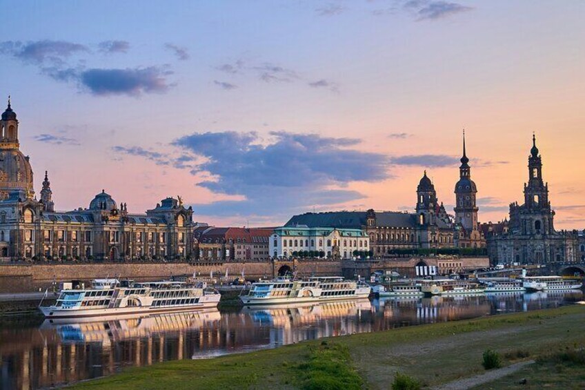 Private Tour from Berlin: Moritzburg + Dresden with Local Driver