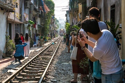 Private Half Day Hanoi City Tour: Train Street & Hidden Corners