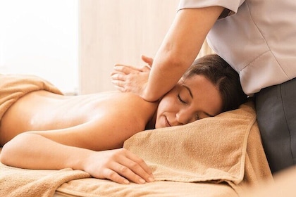 Blissful Getaway: Treat Yourself to a Spa Massage in Nouméa