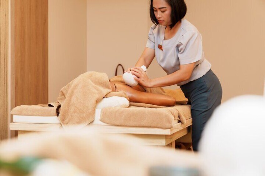 90-Minute Private Bliss Spa Massage in Nouméa