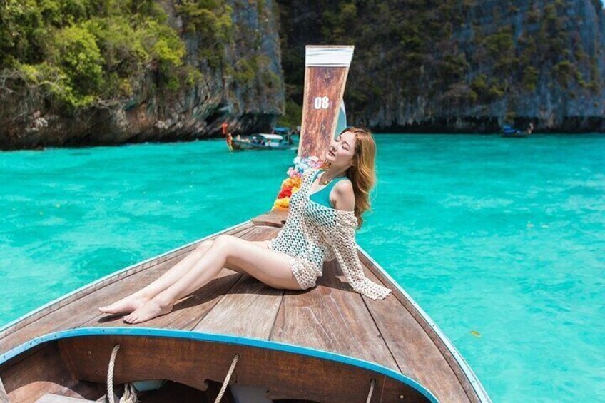 Guided Day Tour in Phuket Phi Phi & Bamboo Island