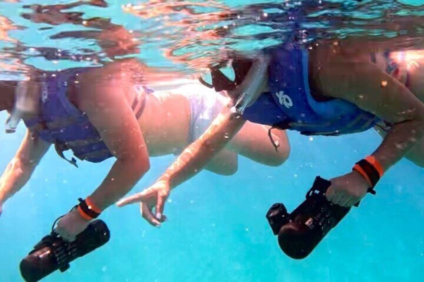 Jet Snorkel Experience through a Shipwreck in San Juan