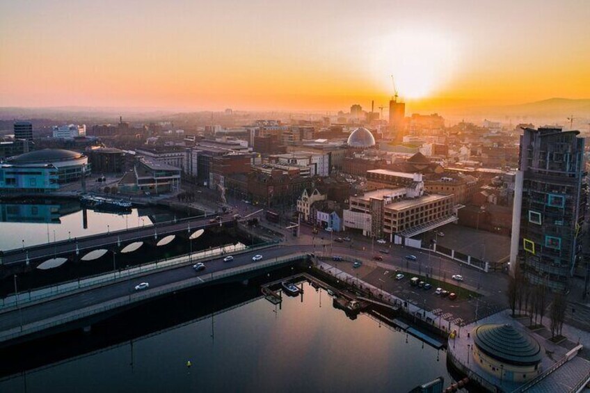 Private Guided Walking Tour in Belfast