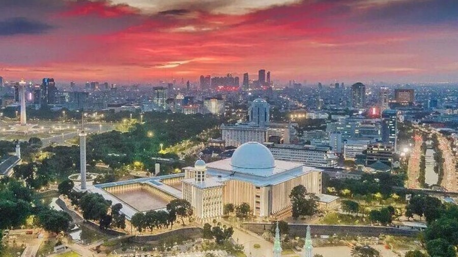 Private Jakarta Guided City Tour with Batavia Café and Dinner