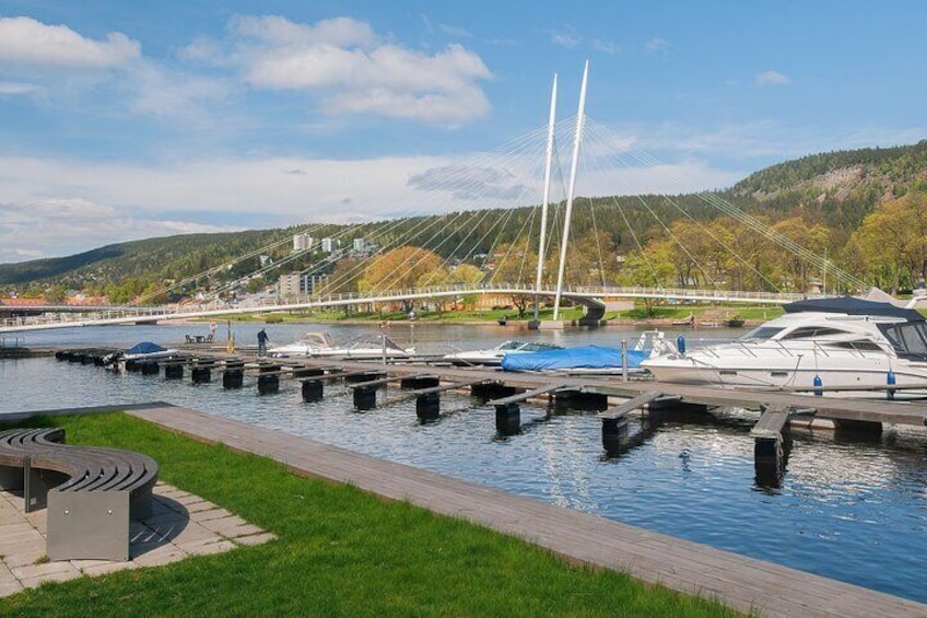 Private Transfer From Oslo To Drammen With a 2 Hour Stop