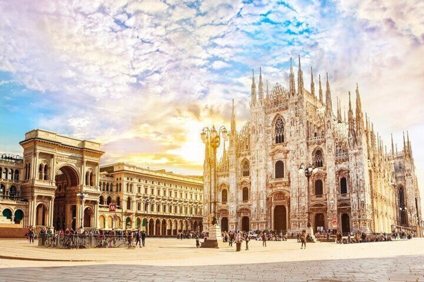 Private transfer from Zurich to Milan with a 2h Stop in Lucerne