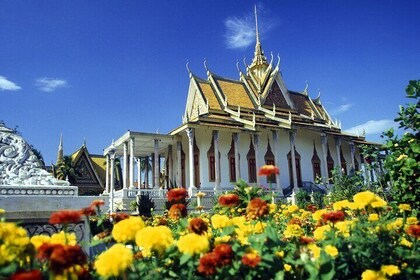 Phnom Penh : Private Custom Tour With A Local Guide