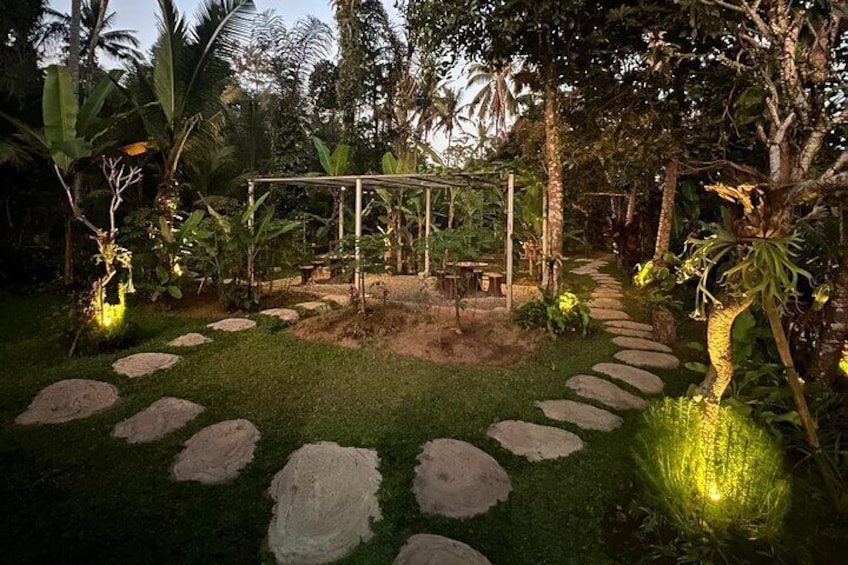 Evening Cooking Class with Romantic Dinner in Ubud
