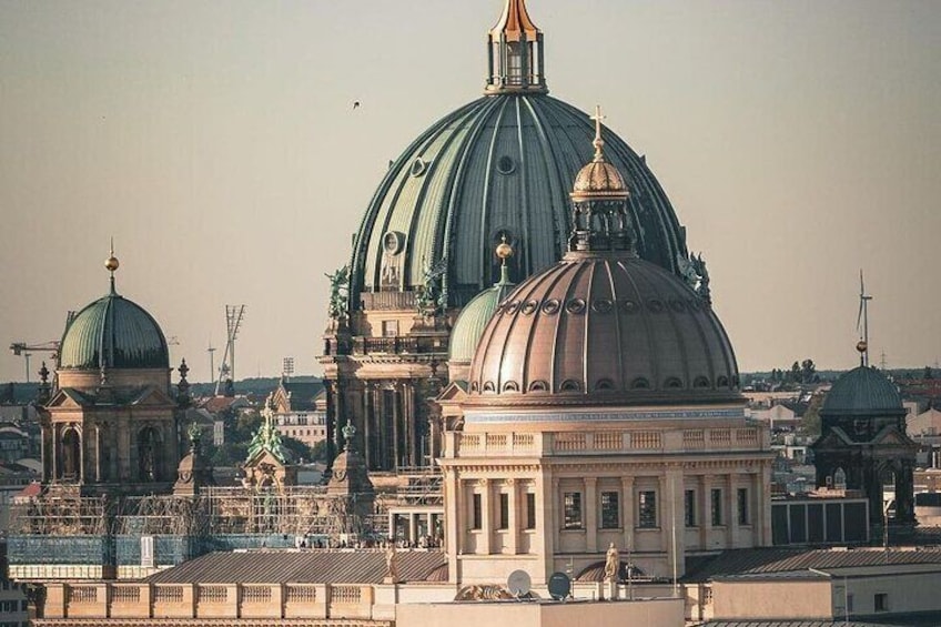 FullDay Tour w/ Private Transfers from Prague To Berlin w/ Lunch