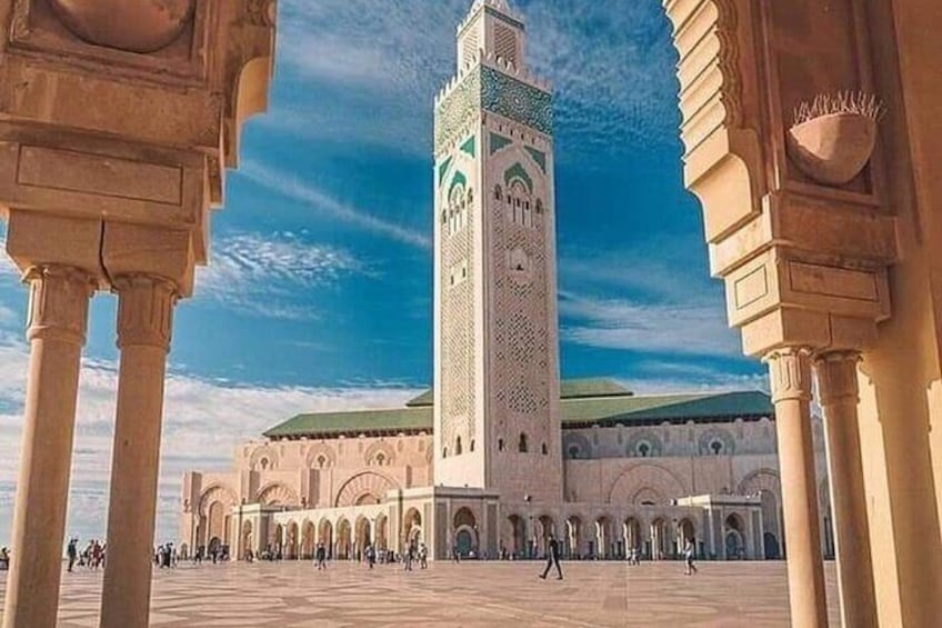 Casablanca Shared Tour Including Entrance to the Mosque