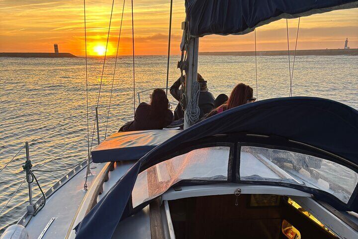 Douro River Cruise with City Views & Welcome Drink & Porto wine