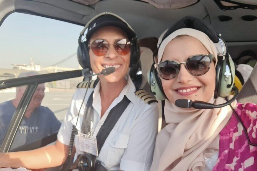 Exclusive 45-Minute Helicopter Royal Air Tour in Abu Dhabi