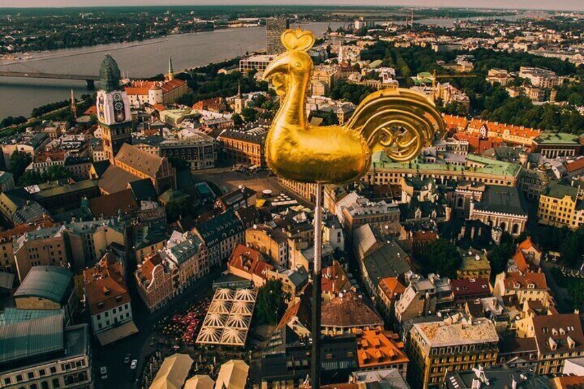 Private Custom Walking Tour with a Local Guide in Kaunas