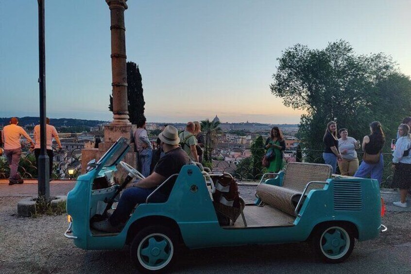 3-Hours Vintage Electric Private Driving Tour of Rome