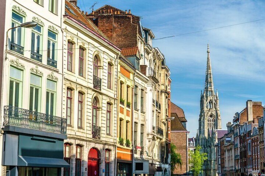 3 Hours Private Custom Tour in Lille with a Local Guide