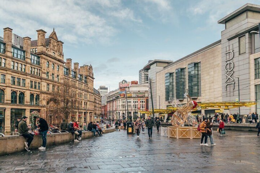 Manchester Scavenger Hunt and Self-Guided Walking Private Tour