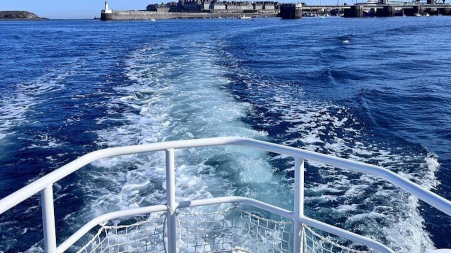 Small group boat trip with a local