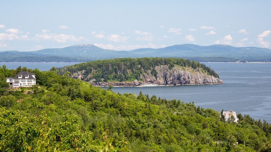 Self-Guided Driving & Walking Bundle of Maine Tours