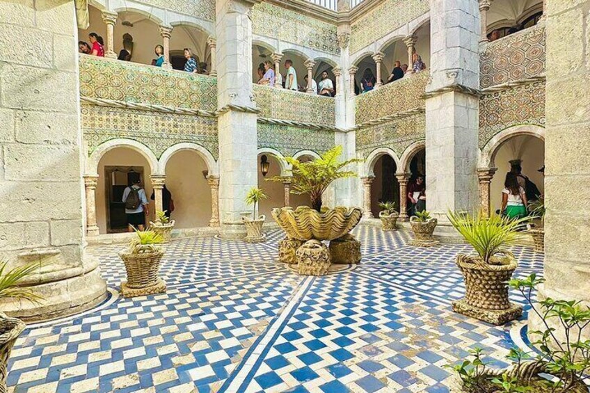 Private Half-Day Tour to Sintra (Pena Palace & Moorish Castle)