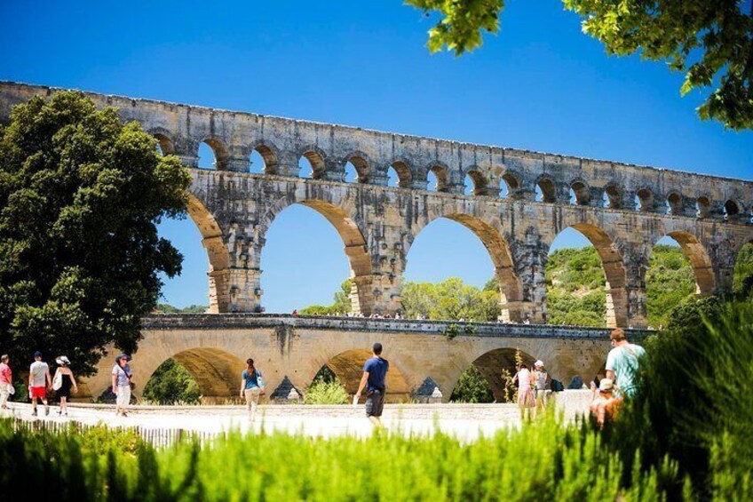 Half Day Pont-du-Gard, Uzès, Nîmes Tour from Avignon