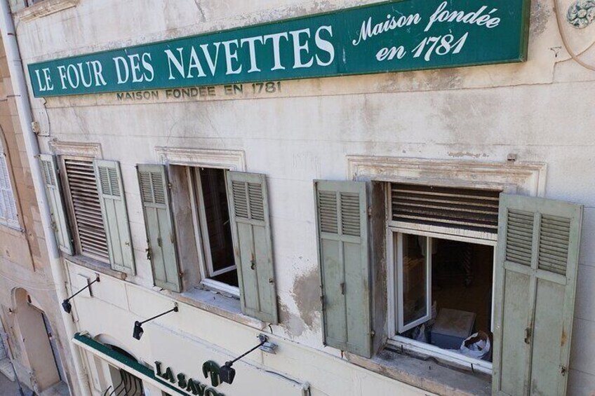 Walking Tour in Marseille with Local Experiences