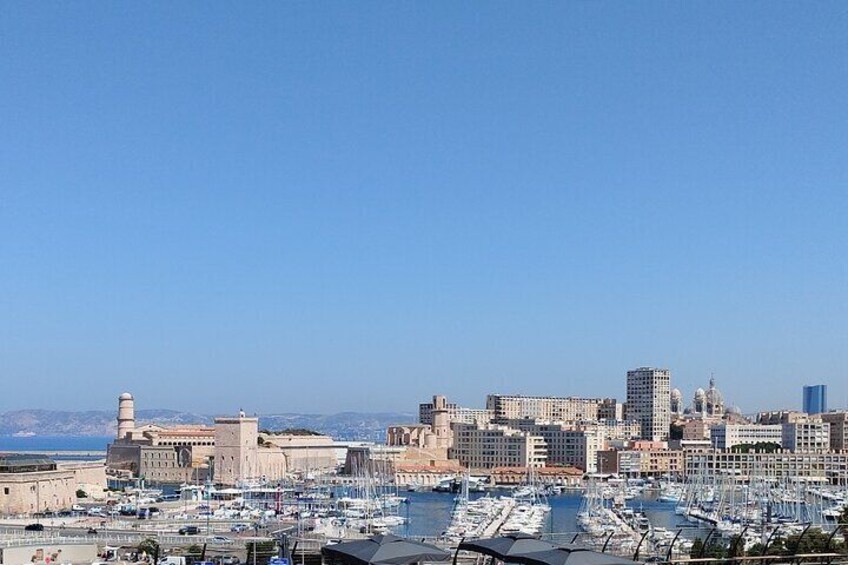 Walking Tour in Marseille with Local Experiences
