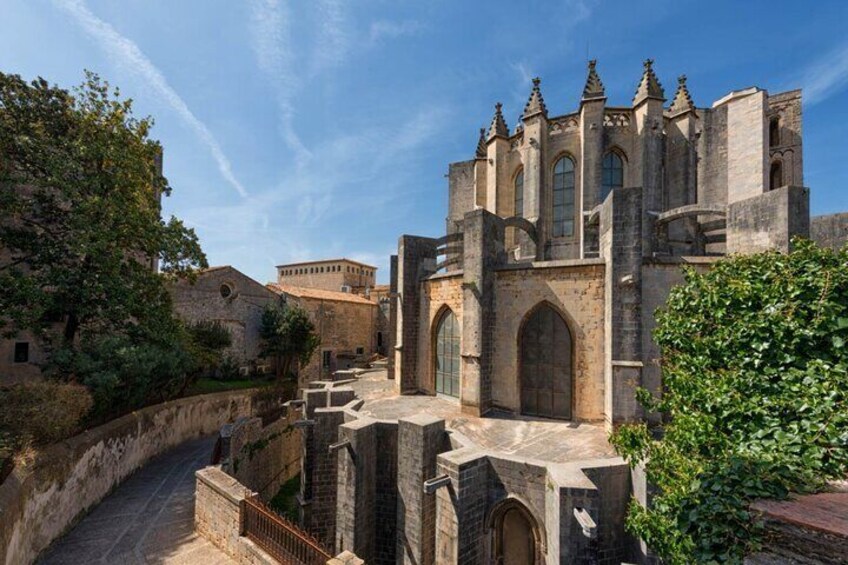 E-ticket to Girona's Cathedral, Art Museum & S.t Feliu Church