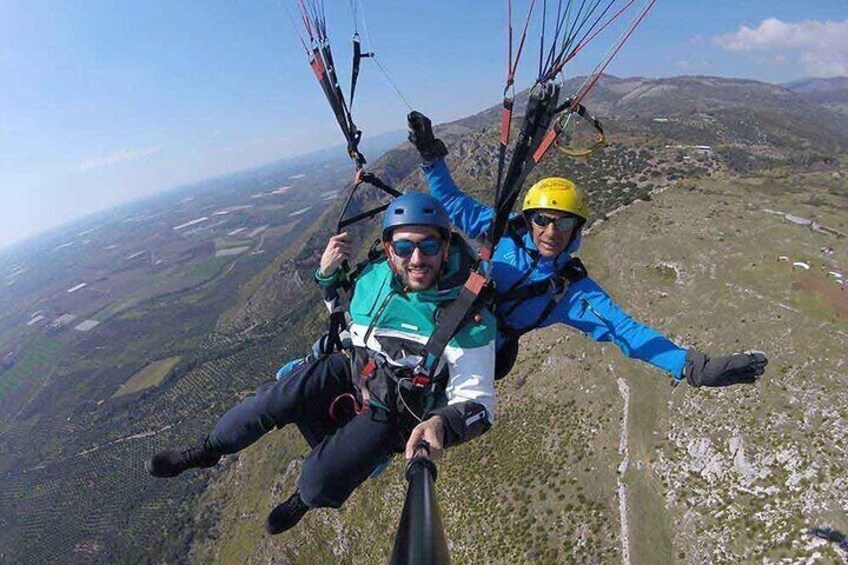 2 Hour Private Guided Paragliding Adventure in Rome