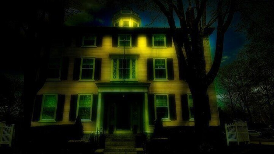 90 Minutes Ghost Walking Tour in Kennebunkport