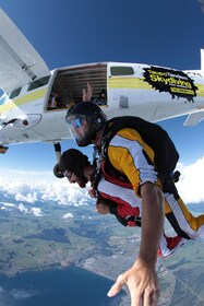 Tandem Skydive Experience in Taupo