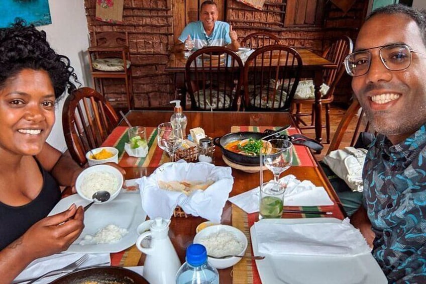 Food is served! Would you like to join us?