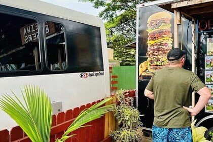 Return Shuttle From Waikiki to Dole Plantation & Haleiwa Town