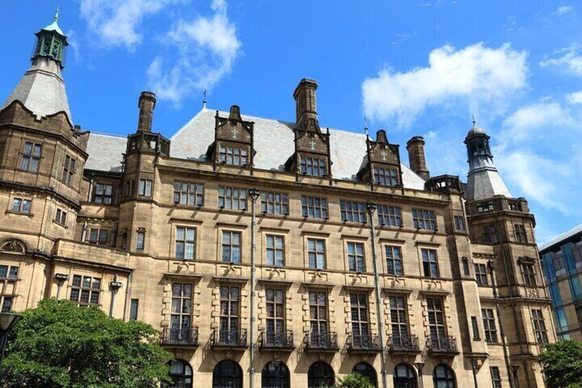 3 Hours Private Guided Walking Tour in Sheffield