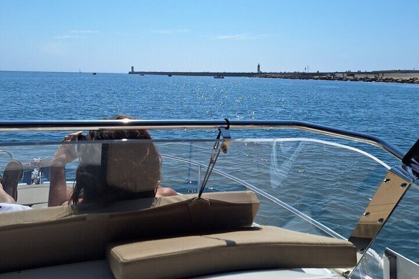 Private 6 Bridges Cruise with Tapas and Port Wine
