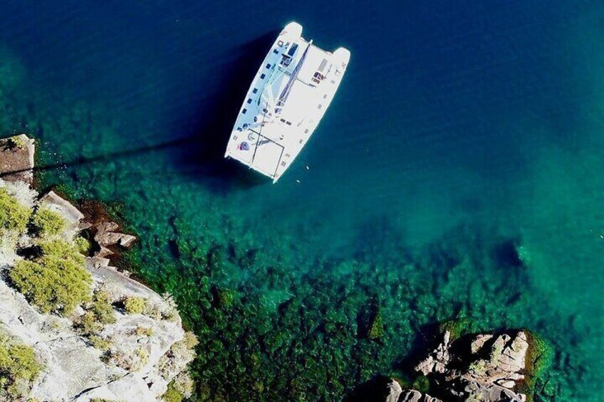 Maori Rock Carvings - Taupo Sailing Adventures -Tiua