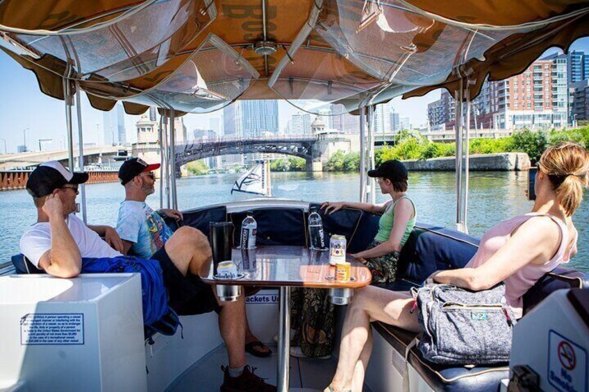 Chicago River by Private 2.5 Hour Boat Tour