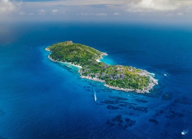 Sister, Coco, and Felicite Island: Seychelles Catamaran Tour