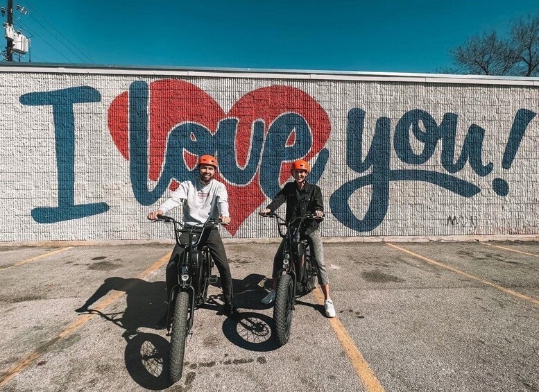 Picture 4 for Activity Dallas: Downtown E-Bike Sightseeing and History Tour