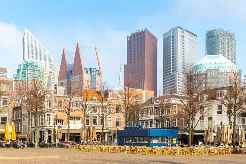 Private Walking Tour with a Local Guide in The Hague