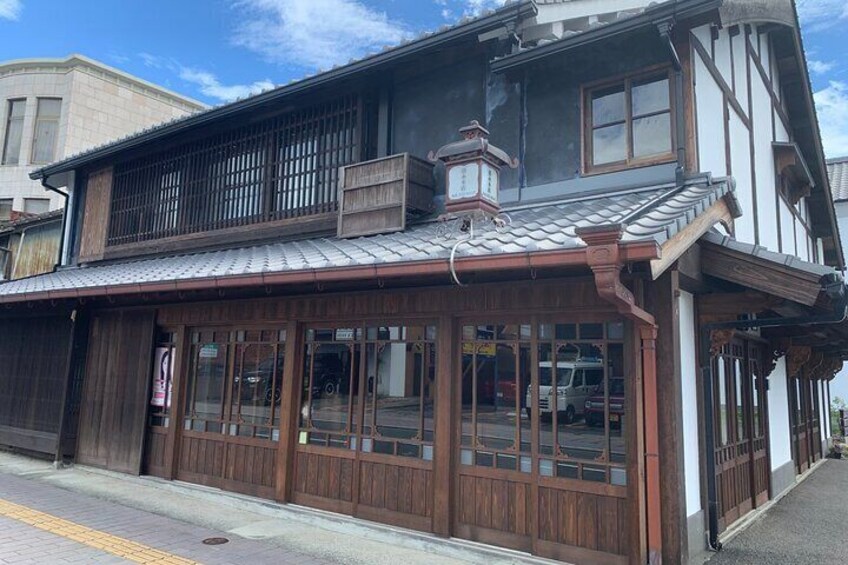 Revitalized townhouse after the disaster
Daily goods store 'KIYONAGA HONTEN'