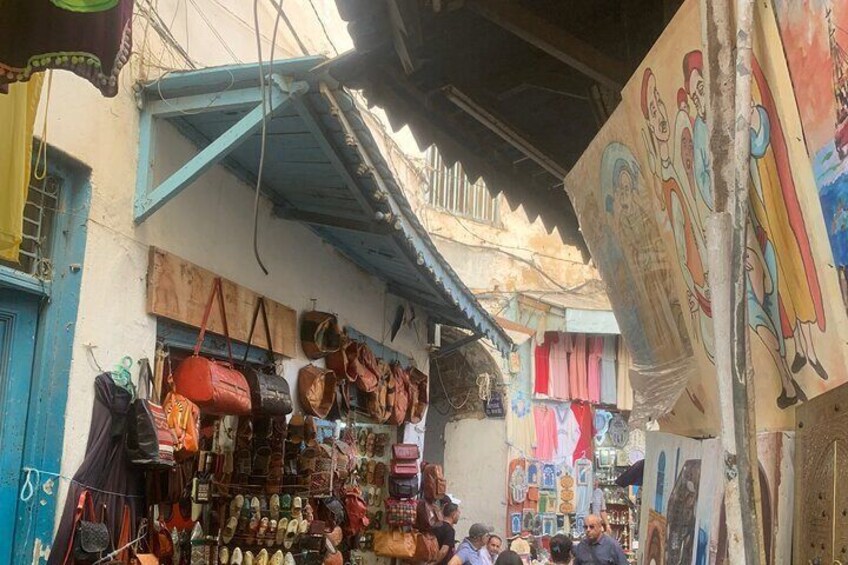 Explore the essentials of Tunis in a Private Half Day